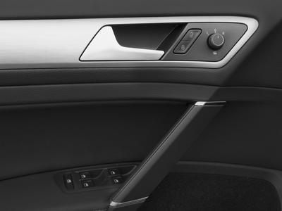 2017 Volkswagen Golf 1.8T Wolfsburg Edition