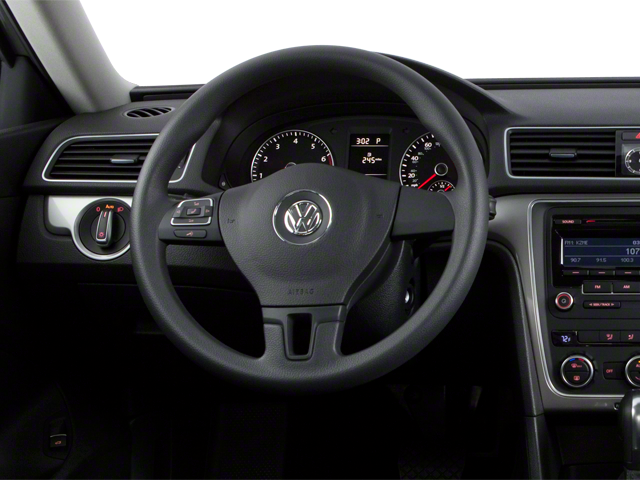 2013 Volkswagen Passat 4dr Sdn 2.0L DSG TDI SE w/Sunroof