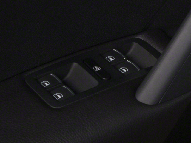 2013 Volkswagen Passat 4dr Sdn 2.0L DSG TDI SE w/Sunroof