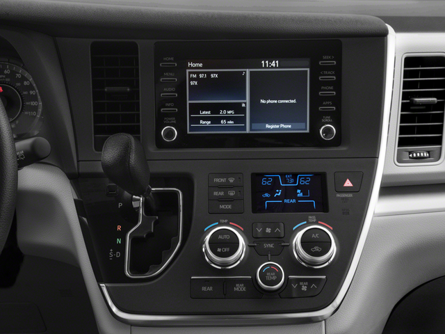 2018 Toyota Sienna SE 8-Passenger