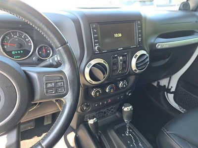 2014 Jeep Wrangler Unlimited 4WD 4dr Sahara