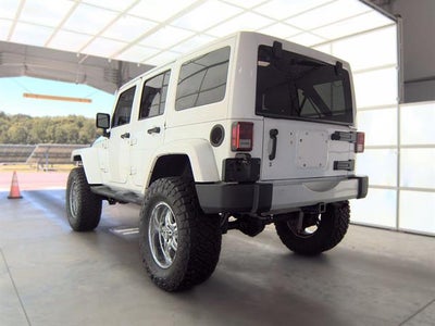2014 Jeep Wrangler Unlimited 4WD 4dr Sahara