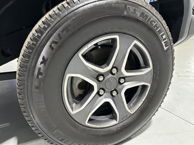 2020 Jeep Wrangler Black and Tan