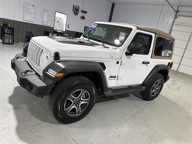2020 Jeep Wrangler Black and Tan