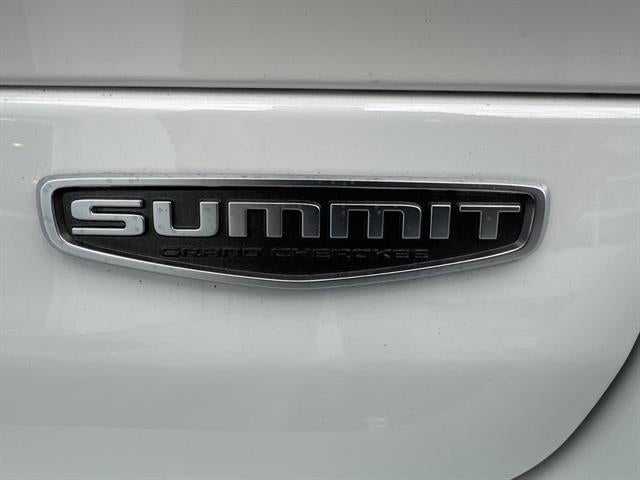 2023 Jeep Grand Cherokee Summit