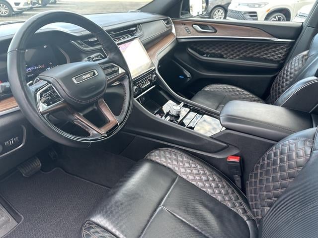 2023 Jeep Grand Cherokee Summit