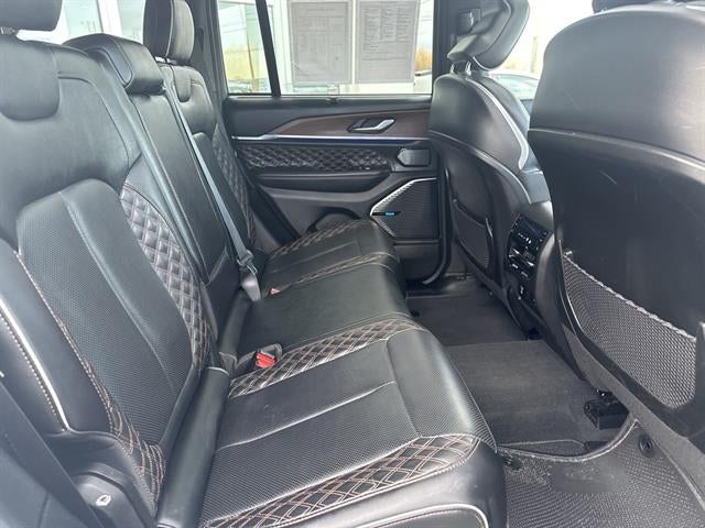 2023 Jeep Grand Cherokee Summit