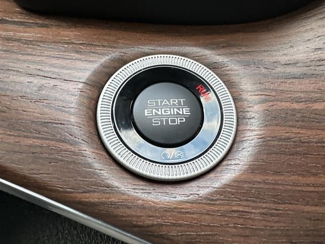 2023 Jeep Grand Cherokee Summit