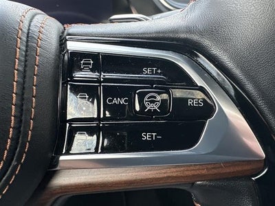 2023 Jeep Grand Cherokee Summit