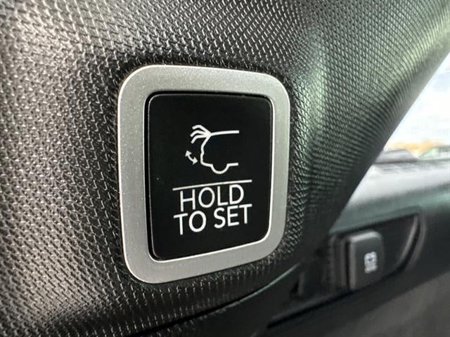 2023 Jeep Grand Cherokee Summit