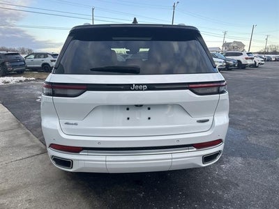 2023 Jeep Grand Cherokee Summit