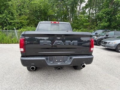 2017 RAM 1500 Night 4x4 Crew Cab 5'7" Box