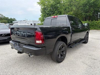 2017 RAM 1500 Night 4x4 Crew Cab 5'7" Box
