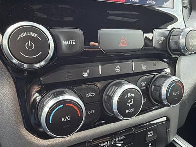 2024 RAM 1500 Big Horn 4x4 Crew Cab 5'7" Box