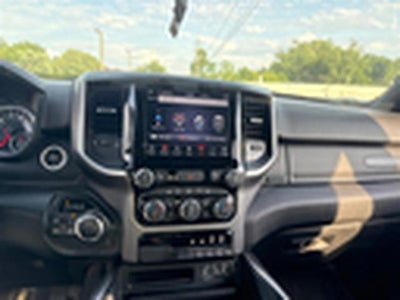 2021 RAM 1500 Big Horn 4x4 Crew Cab 5'7" Box