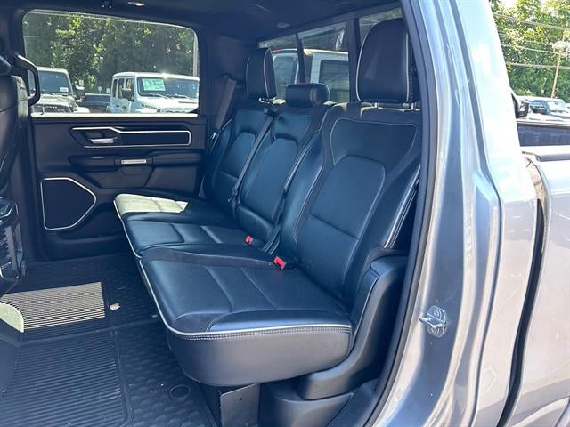 2020 RAM 1500 Laramie 4x4 Crew Cab 5'7" Box