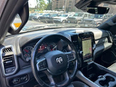2020 RAM 1500 Laramie 4x4 Crew Cab 5'7" Box