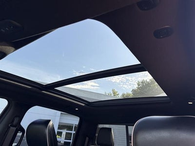 2020 RAM 1500 Laramie 4x4 Crew Cab 5'7" Box