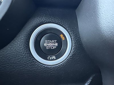 2020 RAM 1500 Laramie 4x4 Crew Cab 5'7" Box