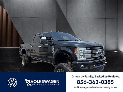 2017 Ford Super Duty F-250 SRW Platinum 4WD Crew Cab 6.75' Box