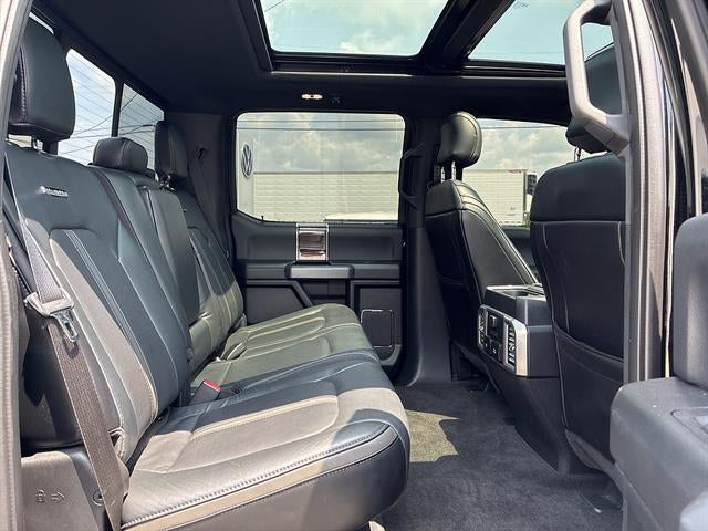 2017 Ford Super Duty F-250 SRW Platinum 4WD Crew Cab 6.75' Box