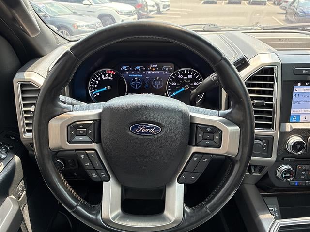 2017 Ford Super Duty F-250 SRW Platinum 4WD Crew Cab 6.75' Box