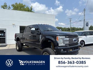 2017 Ford Super Duty F-250 SRW Platinum 4WD Crew Cab 6.75' Box