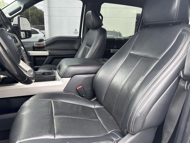 2022 Ford Super Duty F-250 SRW LARIAT 4WD Crew Cab 6.75' Box