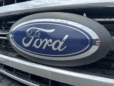 2022 Ford Super Duty F-250 SRW LARIAT 4WD Crew Cab 6.75' Box