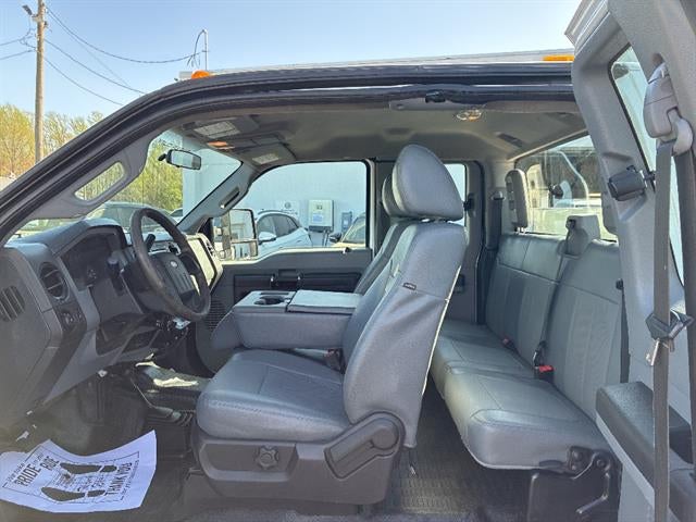 2016 Ford Super Duty F-350 SRW 4WD SuperCab 158" XL