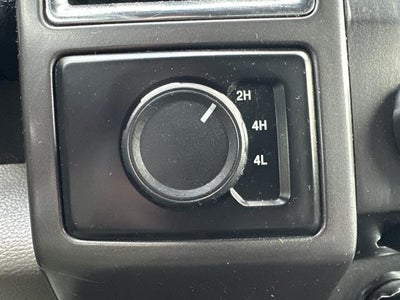 2016 Ford F-150 4WD SuperCrew 145" XL