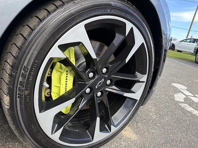 2020 Chevrolet Camaro 2dr Cpe 2SS
