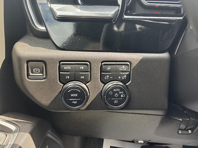 2023 Chevrolet Silverado 1500 4WD Crew Cab 147" RST