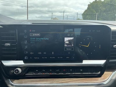 2023 Chevrolet Silverado 1500 4WD Crew Cab 147" RST