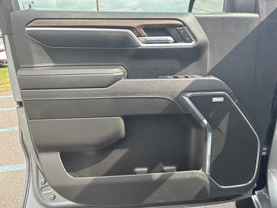 2023 Chevrolet Silverado 1500 4WD Crew Cab 147" RST