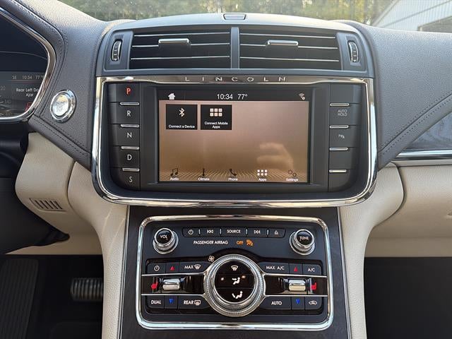 2017 Lincoln Continental Premiere FWD