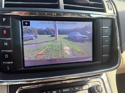 2017 Lincoln Continental Premiere FWD