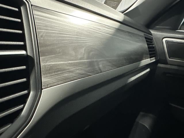 2020 Volkswagen Atlas Cross Sport 2.0T SE w/Technology