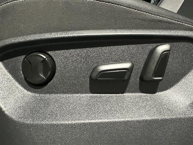 2020 Volkswagen Atlas Cross Sport 2.0T SE w/Technology