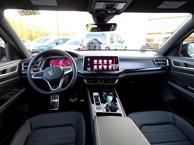 2026 Volkswagen Atlas Cross Sport 2.0T SEL R-Line Black