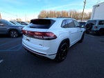2026 Volkswagen Atlas Cross Sport 2.0T SEL R-Line Black