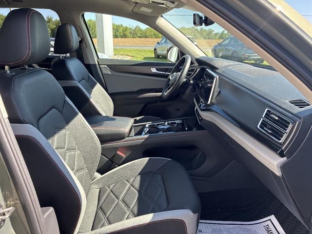 2025 Volkswagen Atlas 2.0T Peak Edition 4MOTION