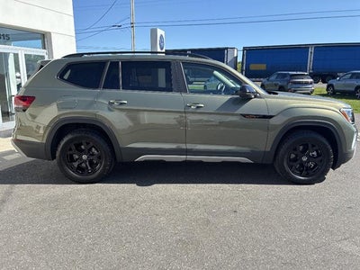 2025 Volkswagen Atlas 2.0T Peak Edition 4MOTION