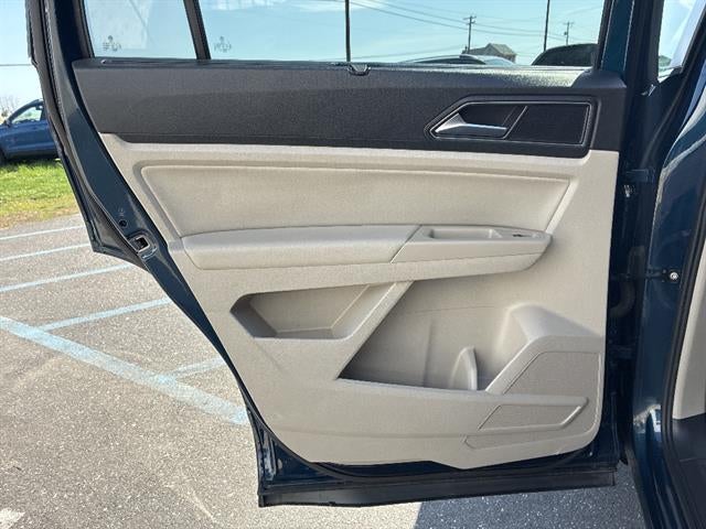 2018 Volkswagen Atlas 2.0T SE w/Technology FWD