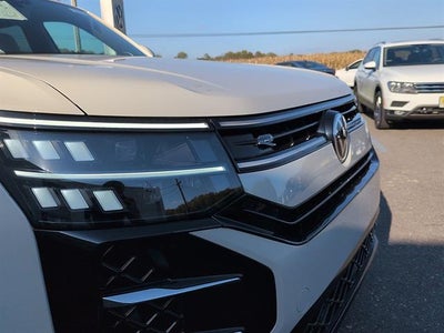 2027 Volkswagen Atlas SEL Premium R-Line 4MOTION