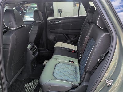 2026 Volkswagen Atlas Cross Sport 2.0T SEL Premium R-Line 4MOTION