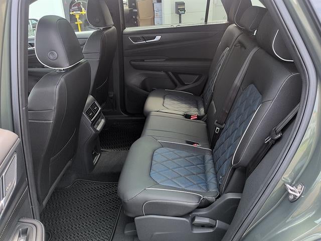 2026 Volkswagen Atlas Cross Sport 2.0T SEL Premium R-Line 4MOTION