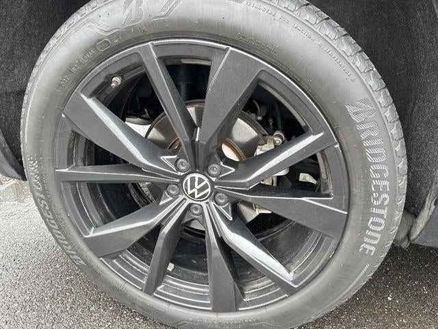 2024 Volkswagen Atlas Cross Sport SEL Premium R-Line 4Motion