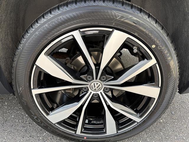 2024 Volkswagen Atlas Cross Sport 2.0T SEL Premium R-Line 4MOTION