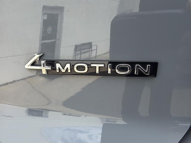 2024 Volkswagen Atlas Cross Sport 2.0T SEL Premium R-Line 4MOTION
